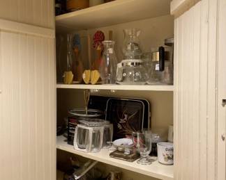 Lot 404 | Contents Of Cupboard
