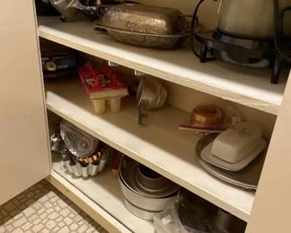 Lot 405 | Contents Of Cupboard
