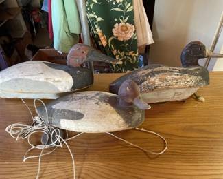 Lot 293 | 3 Duck Decoys and 1 Weight
