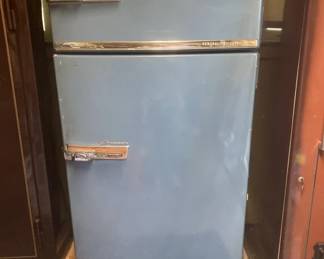 Lot 74 | Vintage General Electric Refrigerator
