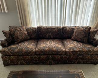 Lot 39 | Vintage Sofa
