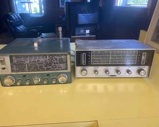Lot 24 | 2 Vintage Heathkit Radios
