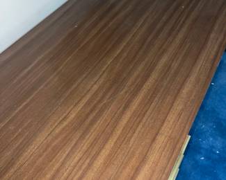 FREE - Person claiming is responsible for the muscle/tools to move/load. No stairs. 