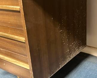 FREE - Person claiming is responsible for the muscle/tools to move/load. No stairs. 