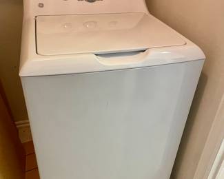 Like new top load GE washer