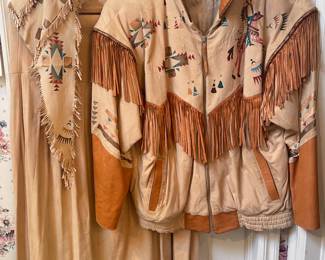 Char Santa Fe size Medium
Char designs worn by Barbara Streisand, Cher, Goldie Hawn ….