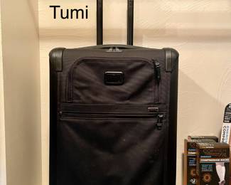 Tumi