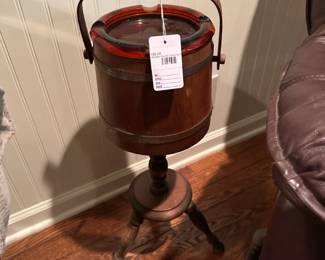 Wooden Bucket Smoking Stand,