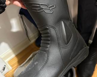 Men's Clothing (including brands such as North Face, Columbia, Olympia, First Gear, Michael Kors, 346 Brooks Brothers, Klim, Burberry, Callaway, Ralph Lauren, Tommy Hilfiger)