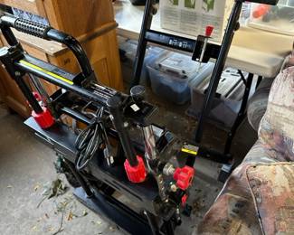 Craftsman Professional Adjustable Work Stand