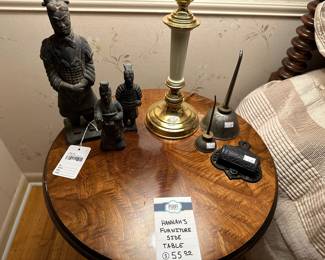 Hannah's Furniture Side Table, Terracotta Warrior