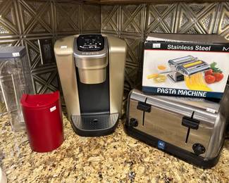 Pasta Machine Waring Toaster Model WCT708, Keurig K Elite