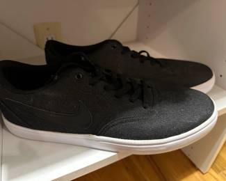Men's Clothing (including brands such as North Face, Columbia, Olympia, First Gear, Michael Kors, 346 Brooks Brothers, Klim, Burberry, Callaway, Ralph Lauren, Tommy Hilfiger)