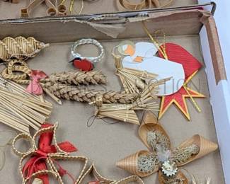 GROUP OF SWEDISH HYGEE STRAW ORNAMENTS APPROX = 45 SWEDISH - YOUGOSAVIAN - DANISH - HYGEE - STRAW - ORNAMENTS
