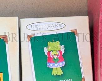 (17 PCS) HALLMARK ORNAMENTS, MINIS ALL IN ORIGINAL BOXES INCLUDES: "CANDY APPLE MOUSE", "PRESENT OF ANGELS" & MORE R...