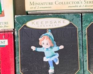 (17 PCS) HALLMARK ORNAMENTS, MINIS ALL IN ORIGINAL BOXES INCLUDES: "CANDY APPLE MOUSE", "PRESENT OF ANGELS" & MORE R...