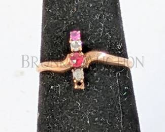 ANTIQUE 10K GOLD DIAMOND/RUBY RING (1) ANTIQUE AND DAINTY ART DECO RING MADE OF 10K GOLD WITH RAW DIAMONDS AND RUB...