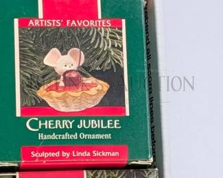 (17 PCS) HALLMARK ORNAMENTS, MICE ALL IN ORIGINAL BOXES INCLUDES: "CHRISTMAS CUDDLE", "GOIN' SOUTH" & MORE RETAIL VA...