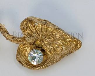 (5) FASHION BROACHES (5) FASHION BROACHES - SOME VINTAGE. LARGEST IS 3"
