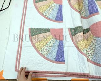 (2) QUILTED BED SPREADS, MATCHING QUILTED FAN DESIGN 72" X 84"