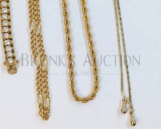 LOT OF GOLD TONED VINTAGE FASHION JEWELRY (1) LOT OF GOLD TONED VINTAGE FASHION JEWELRY. 4 NECKLACES (1 IS 14K GOLD P...