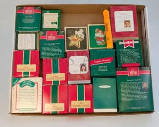 (17 PCS) HALLMARK ORNAMENTS, MICE ALL IN ORIGINAL BOXES INCLUDES: "CHRISTMAS CUDDLE", "GOIN' SOUTH" & MORE RETAIL VA...