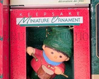 (17 PCS) HALLMARK ORNAMENTS, MINIS ALL IN ORIGINAL BOXES INCLUDES: "CANDY APPLE MOUSE", "PRESENT OF ANGELS" & MORE R...