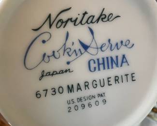 Pair of Noritake "Marguerite "Mod Daisy Cup & Saucer Set