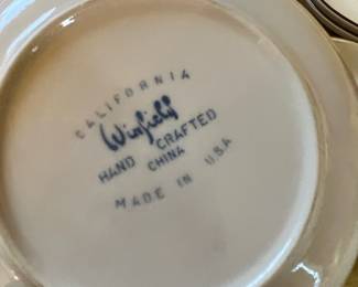 Passion Flower by Winfield China - 2 Dinner Plates, 2 Bowls, Bread & Butter Plate, 2 Teacups & Saucers