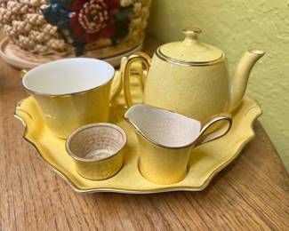 Royal Winton Grimwades "Countess" Yellow Breakfast Set