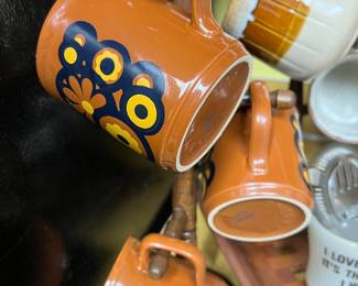 Set of 3 Table Tops Brown Kiln Craft Mugs