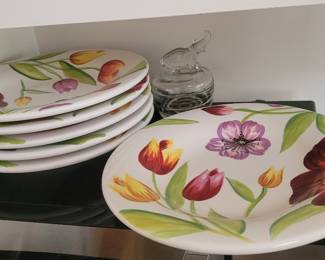 Set of 6 Hand Painted Table Tops Unlimited "Spring Floral" Dinner Plates
