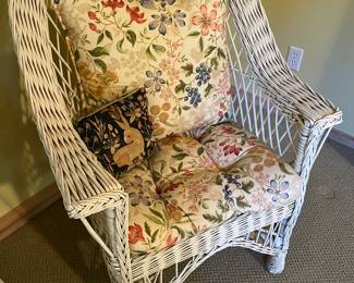 Vintage white wicker chair.