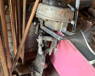 Vintage boat motor - make unknown