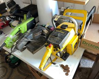 McCulloch gas chainsaw & electric chainsaws