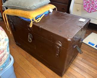 One of several footlockers & trunks