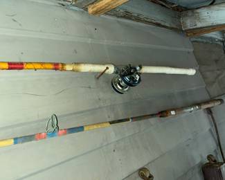 Several nice fishing rods with nice reels