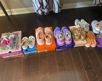 Kids female shoes multiple sizes and brands 