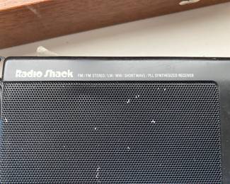 Radio Shack Radio DX 390