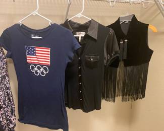 female shirts size small