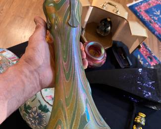 Bronze capped art glass