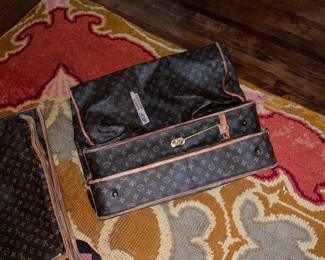 LV