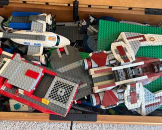 Soooooo many legos!