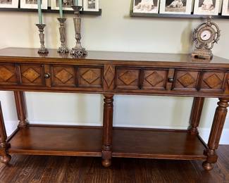 Entry or side stable with drawers