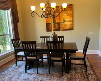 Dining table, which would be great for formal or casual dining. 