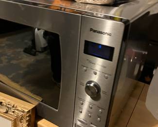 Microwave cart