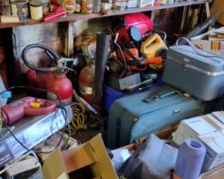 LUGGAGE + LOTS OF BOXES WITH HOUSEHOLD, GARAGE & KITCHEN ITEMS