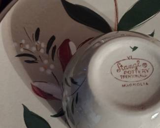 VINTAGE STANGL MAGNOLIA PATTERN