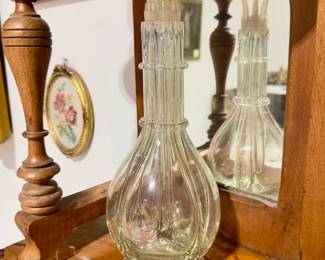 Vintage 4 / Compartment Decanter