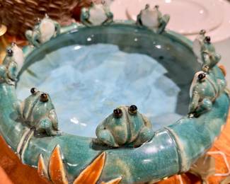 MAJOLiCA Bowl frogs heavy vintage
